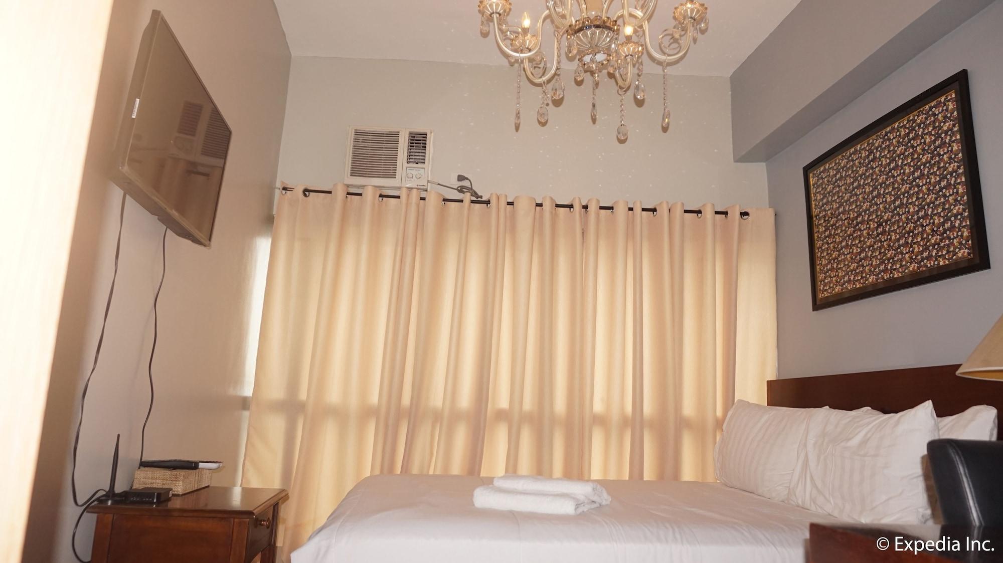 Pacific Park Hotel Кесон Сити Екстериор снимка