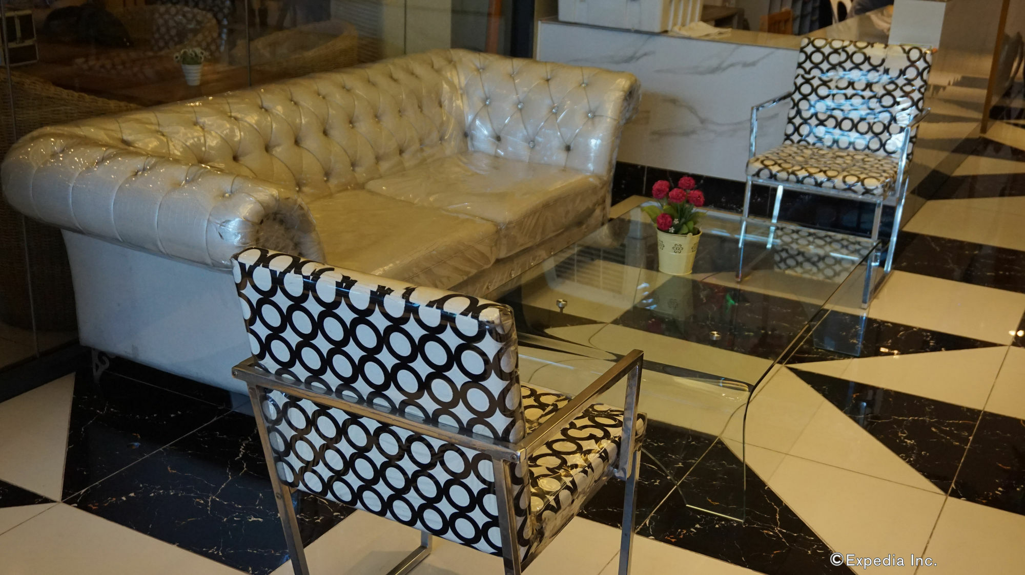 Pacific Park Hotel Кесон Сити Екстериор снимка